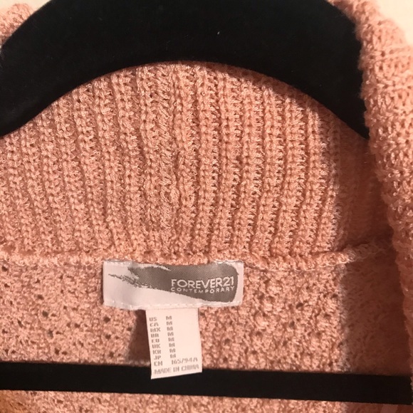 Forever 21 Cardigan Size Medium - Picture 3 of 4